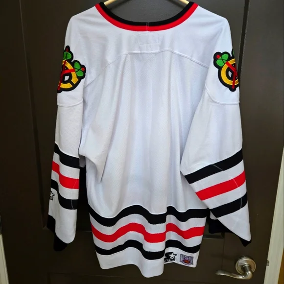 Starter Blackhawks jersey - Picture 3 of 14